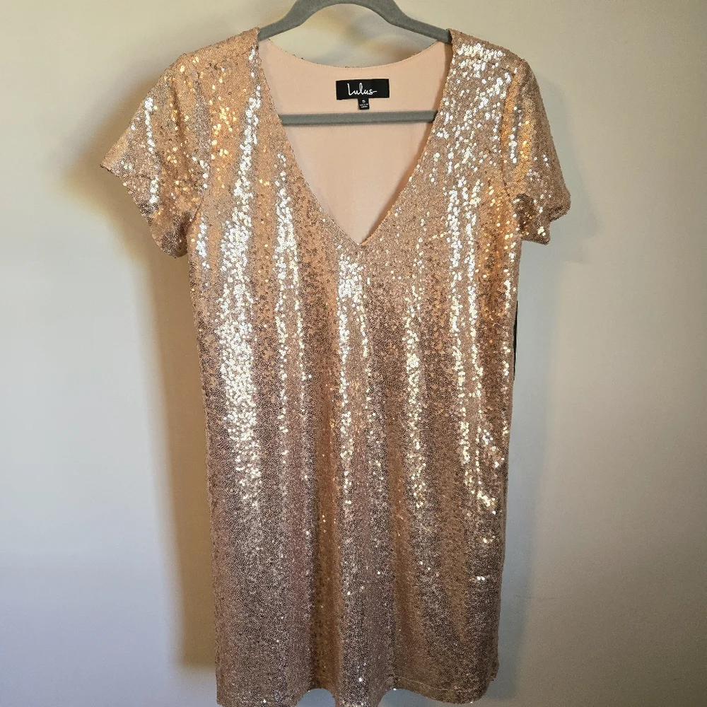 NWT! Lulus Light Up the Night Champagne Sequin Shift Dress Size S Small - Picture 4 of 8
